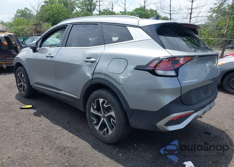 2025 Kia Sportage Ex z USA, uszkodzony, nr VIN KNDPVCDF3S7355772